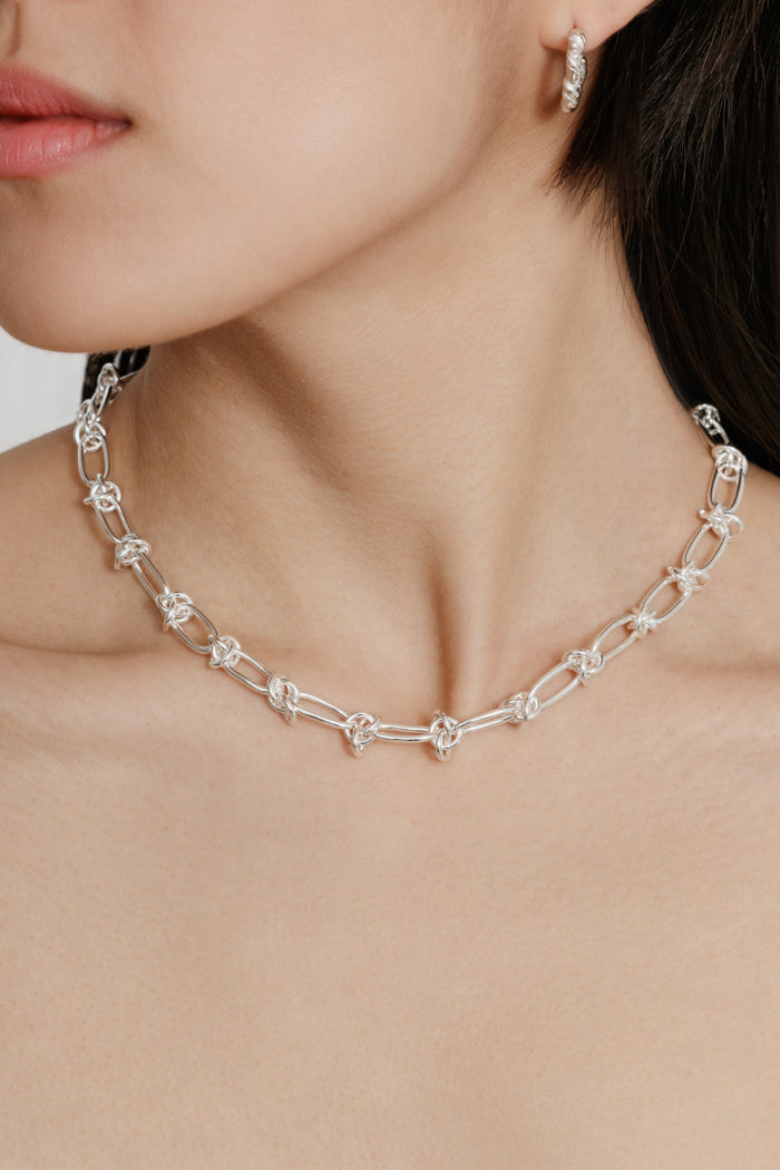 Wolf Circus Jordan necklace chunky silver barbwire barbie | Pipe and Row